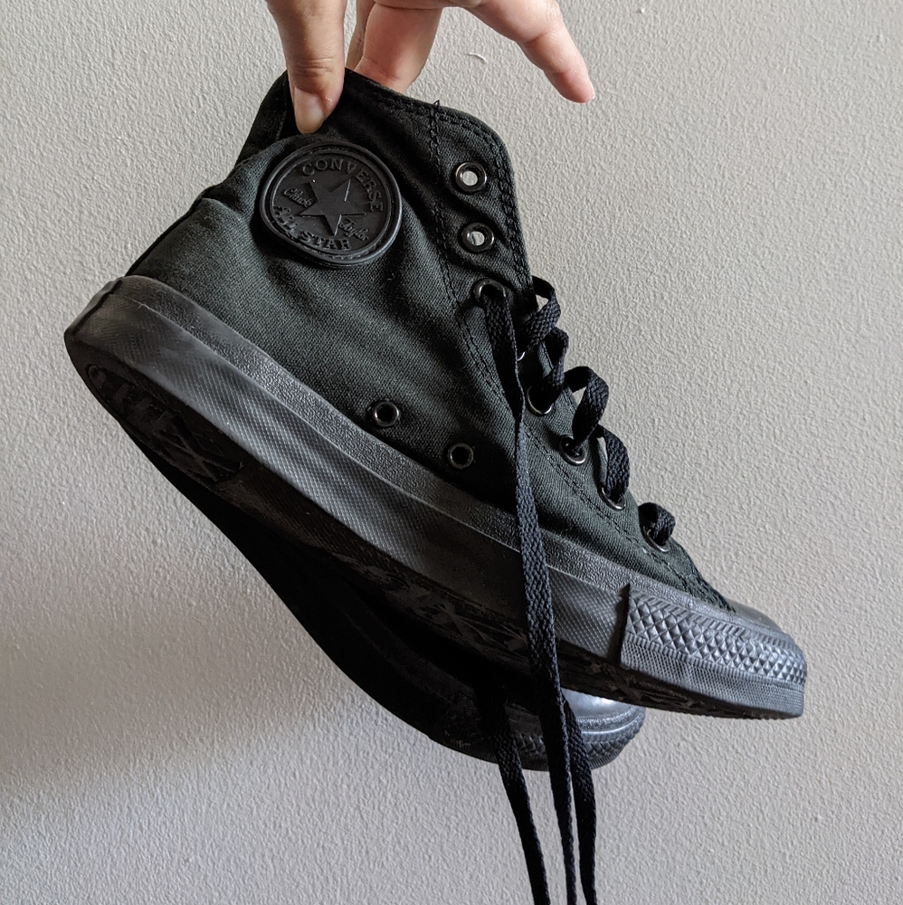 Converse All Stars high tops 🖤